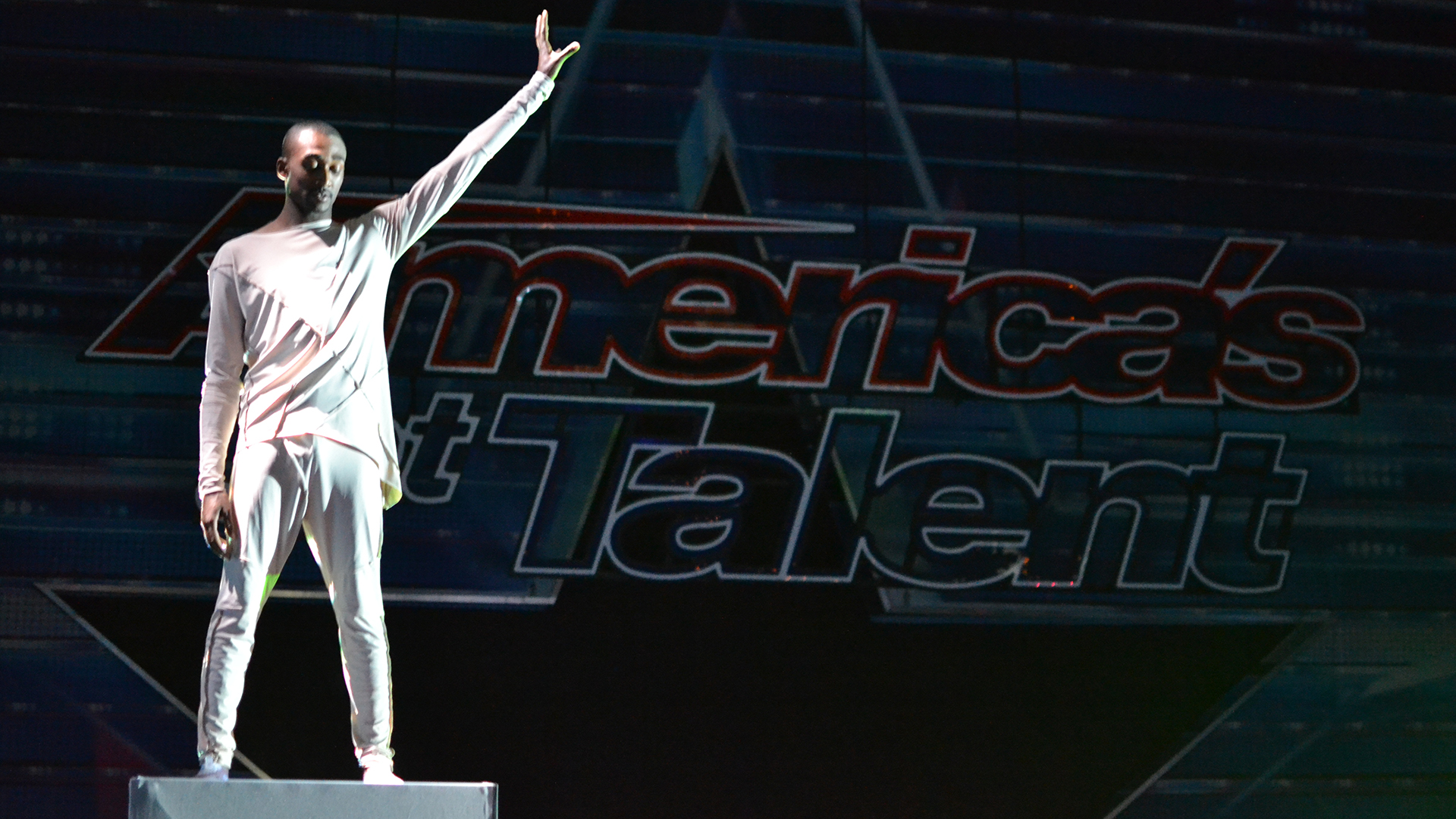 Another World - America's Got Talent, Season 10_4